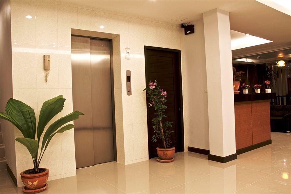 Oyo 373 Mc Ginger House Hotel Patong Luaran gambar