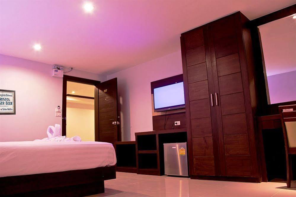 Oyo 373 Mc Ginger House Hotel Patong Luaran gambar