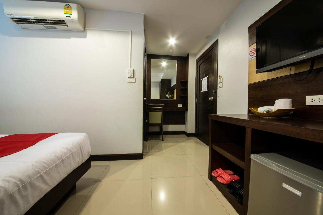 Oyo 373 Mc Ginger House Hotel Patong Luaran gambar